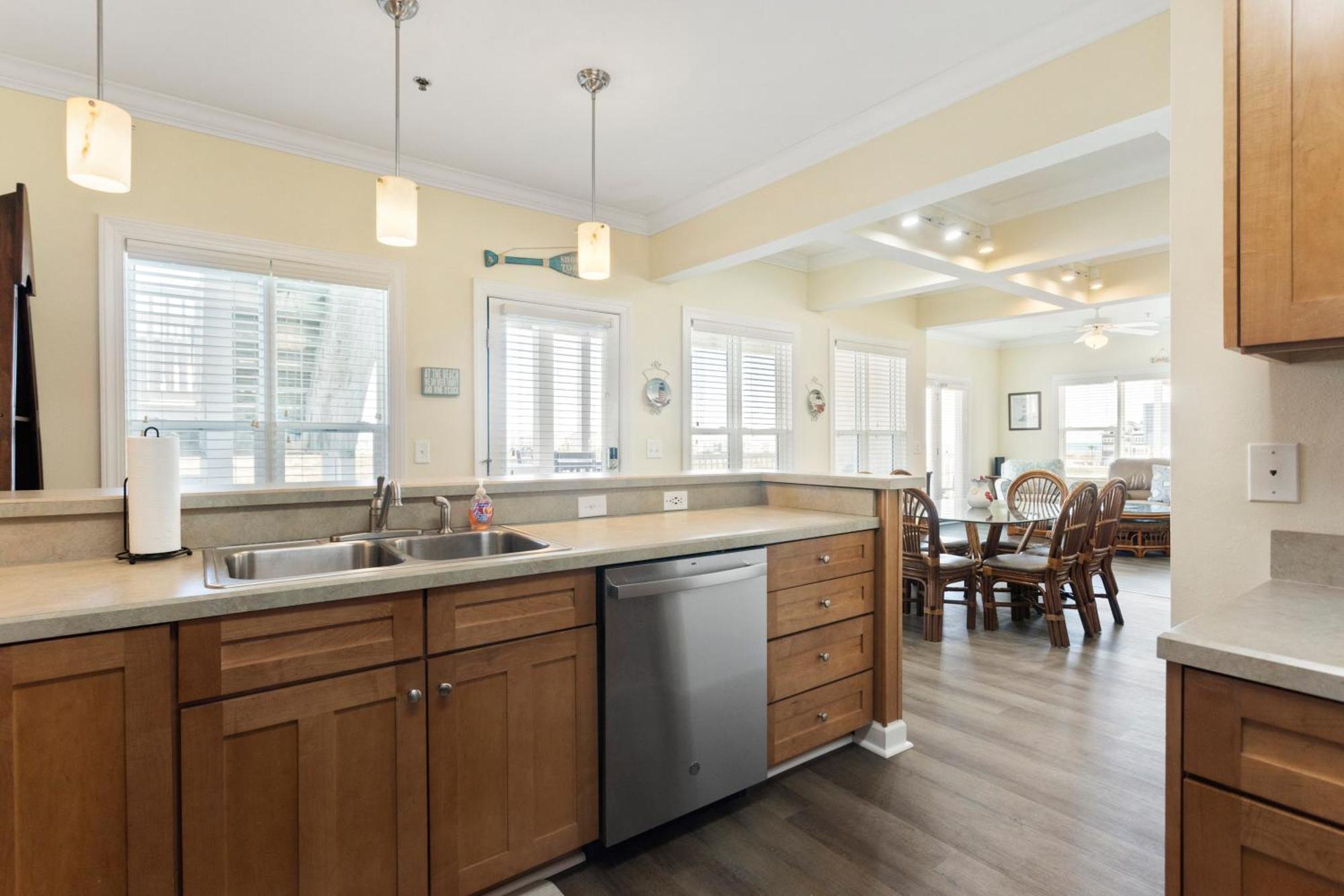 Oceanview 4Br/4Ba Condo, Steps To Beach/Pool オーシャン・アイル・ビーチ エクステリア 写真