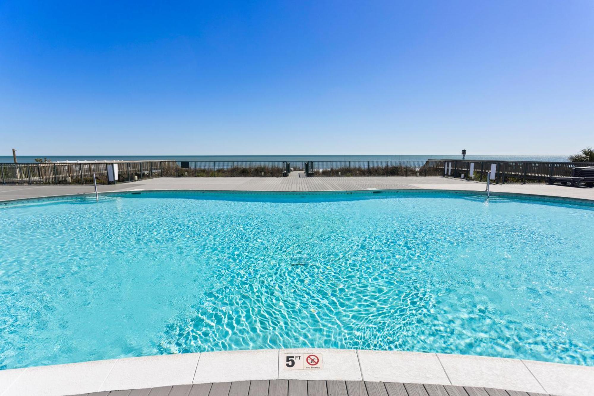 Oceanview 4Br/4Ba Condo, Steps To Beach/Pool オーシャン・アイル・ビーチ エクステリア 写真