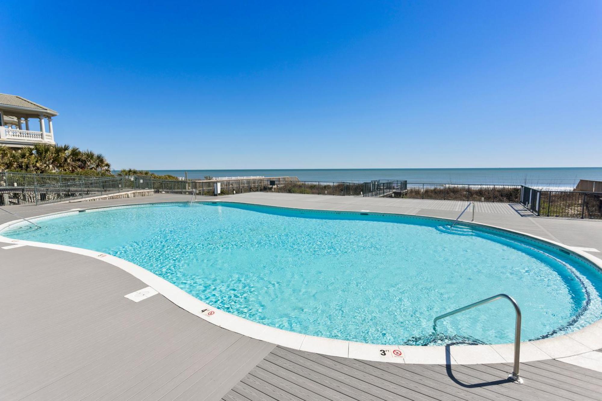 Oceanview 4Br/4Ba Condo, Steps To Beach/Pool オーシャン・アイル・ビーチ エクステリア 写真